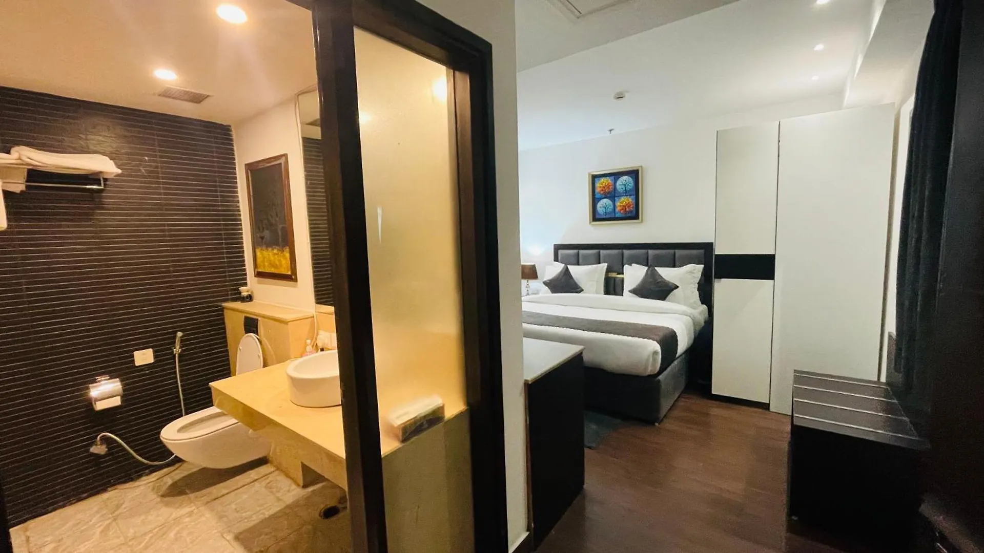 Saltstayz Select - Malcha & Chankyapuri New Delhi Hotel